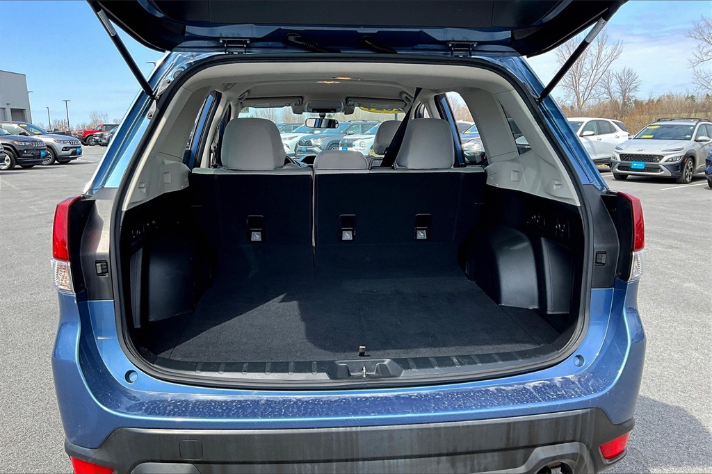 2021 Subaru Forester Base - Photo 36