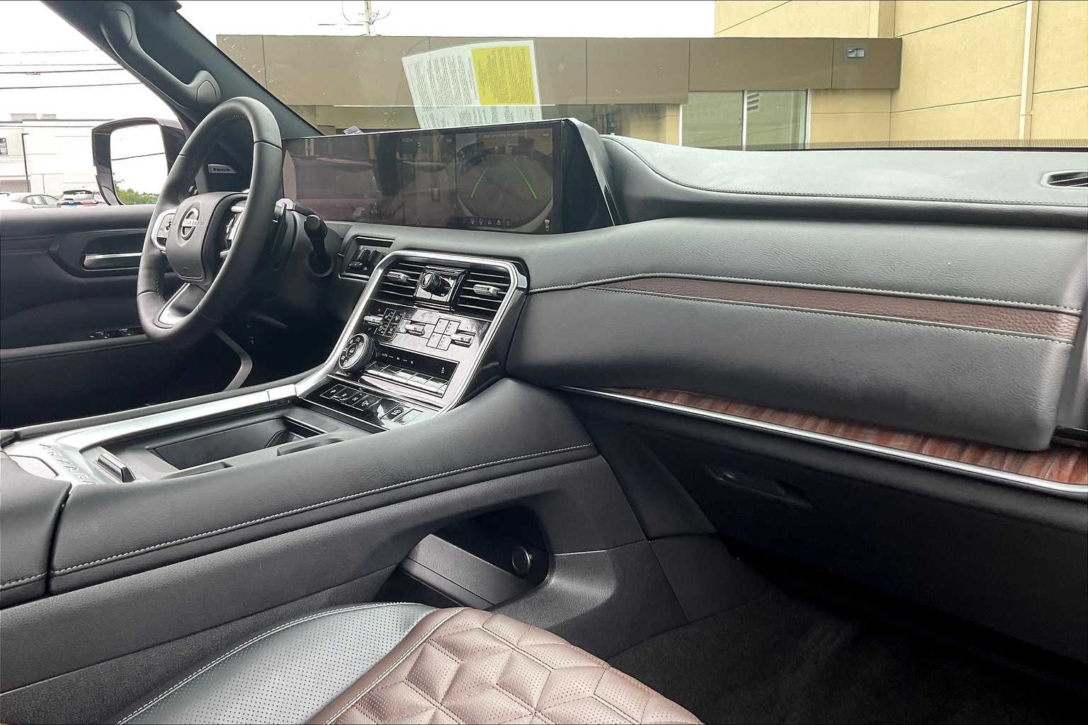 2025 Nissan Armada Platinum Reserve - Photo 14