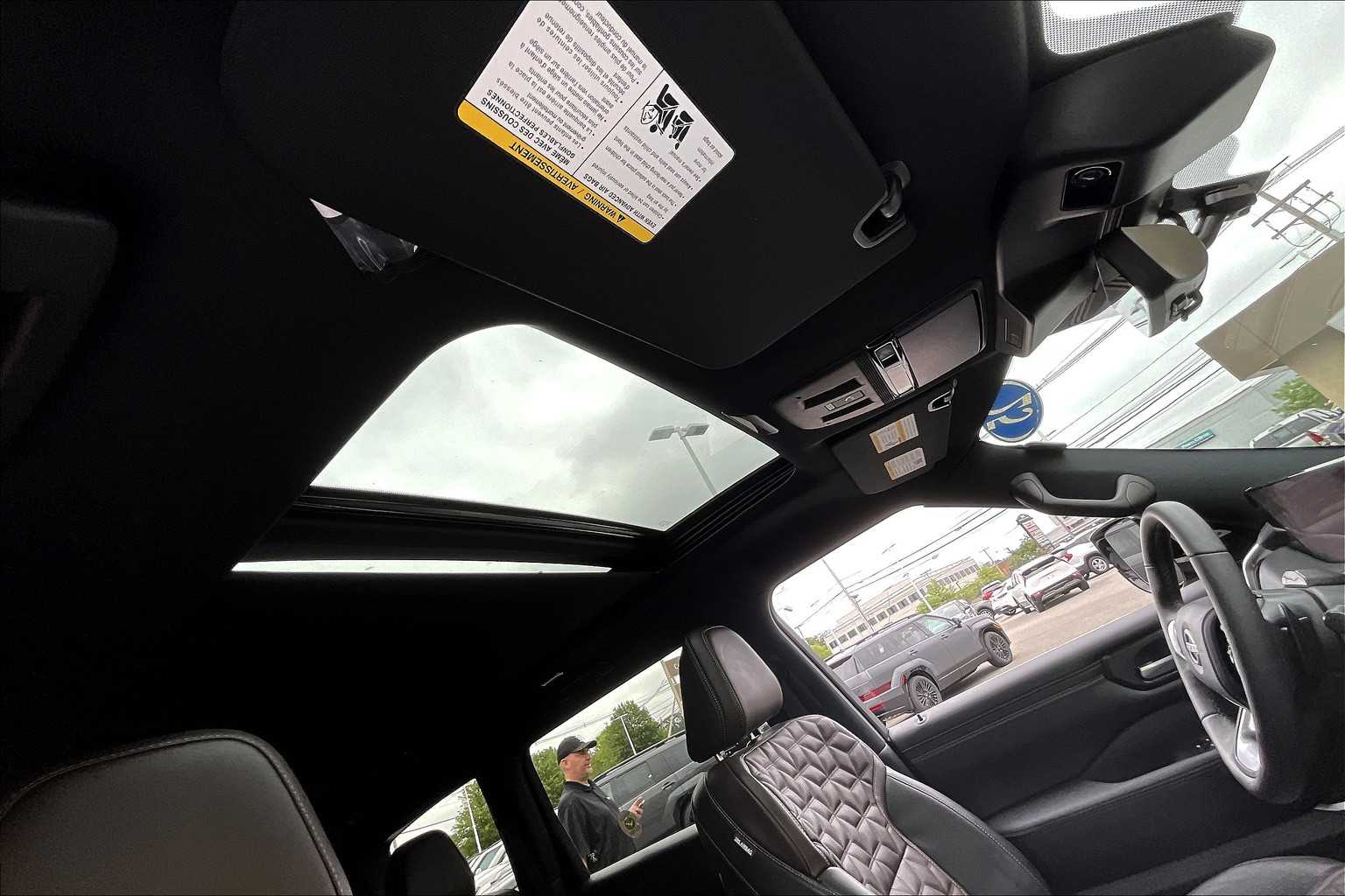 2025 Nissan Armada Platinum Reserve - Photo 23