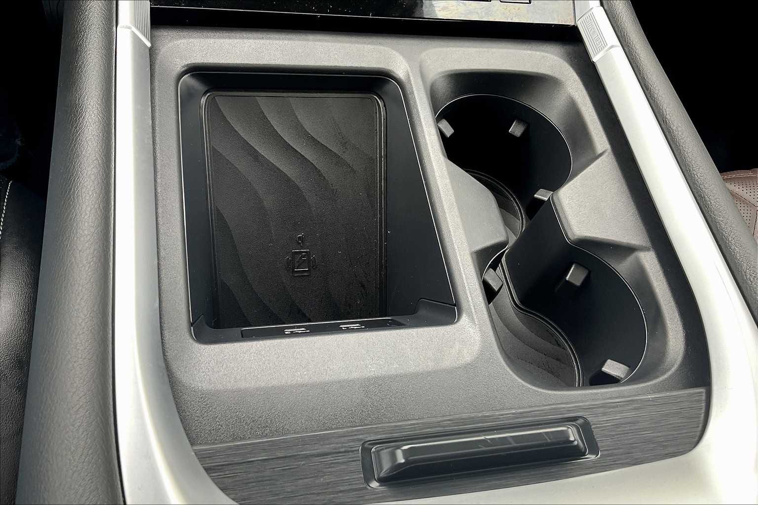 2025 Nissan Armada Platinum Reserve - Photo 28