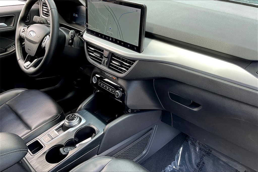 2023 Ford Escape Platinum - Photo 13