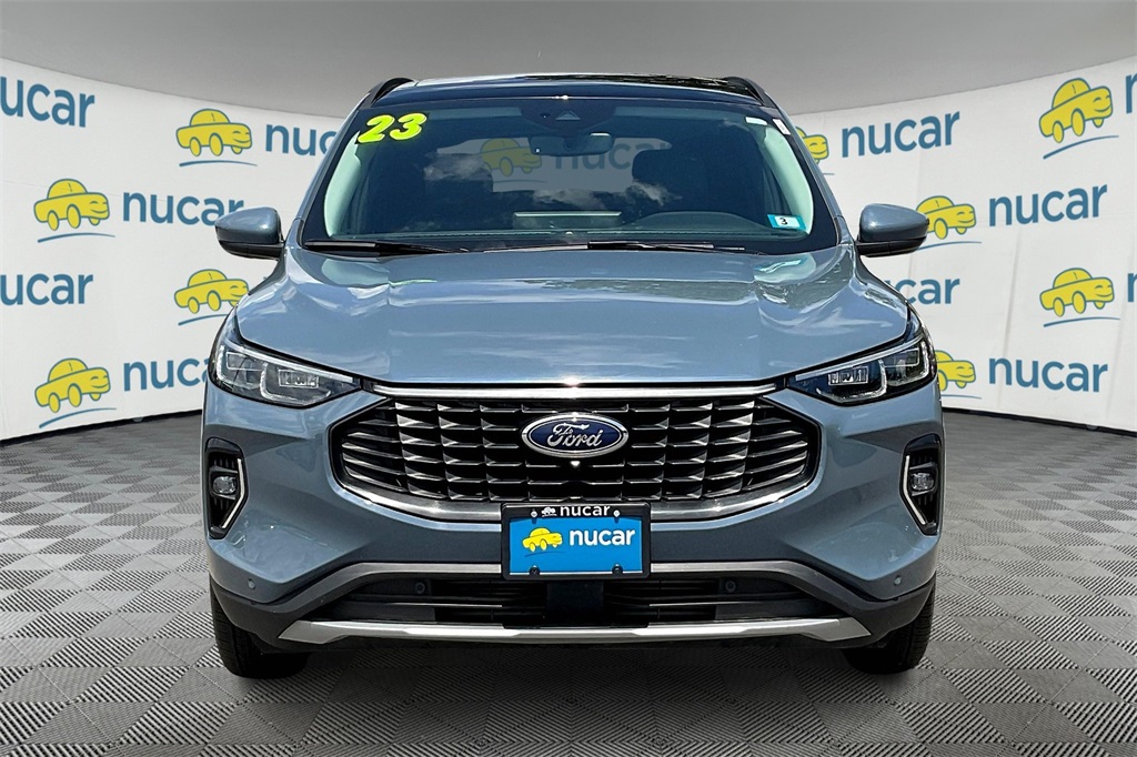 2023 Ford Escape Platinum - Photo 2