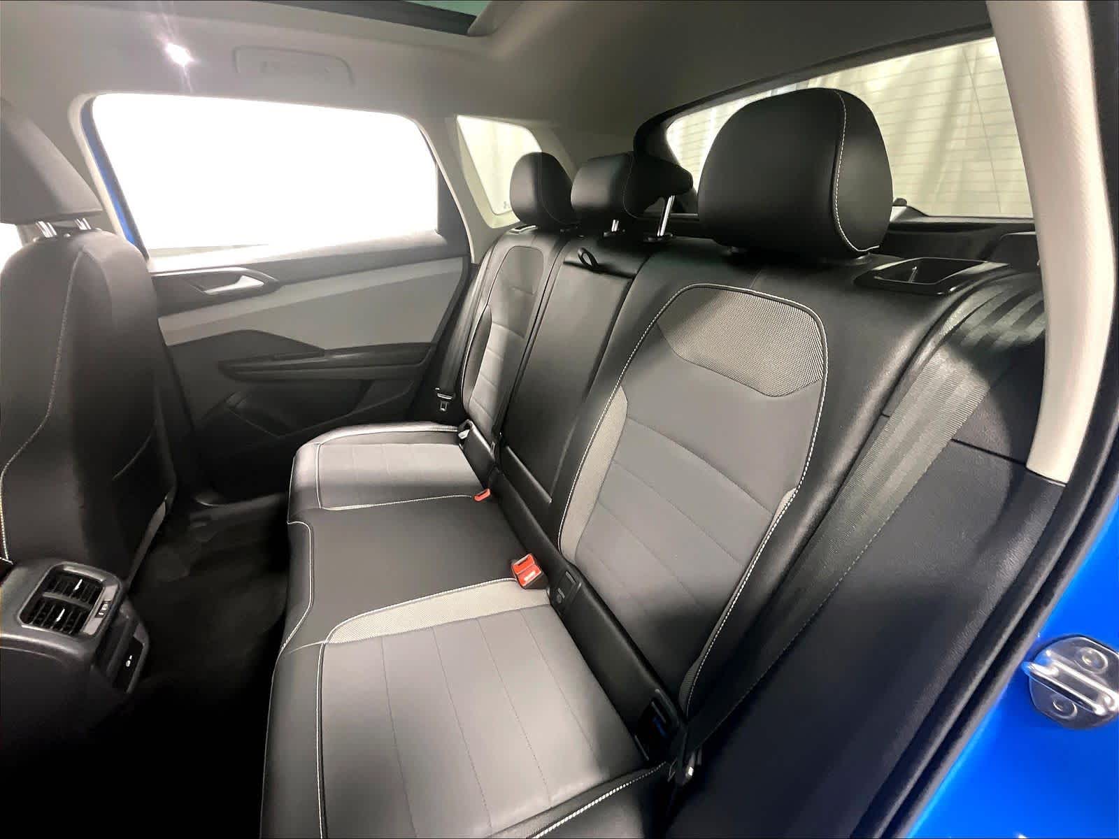 2022 Volkswagen Taos SE - Photo 15