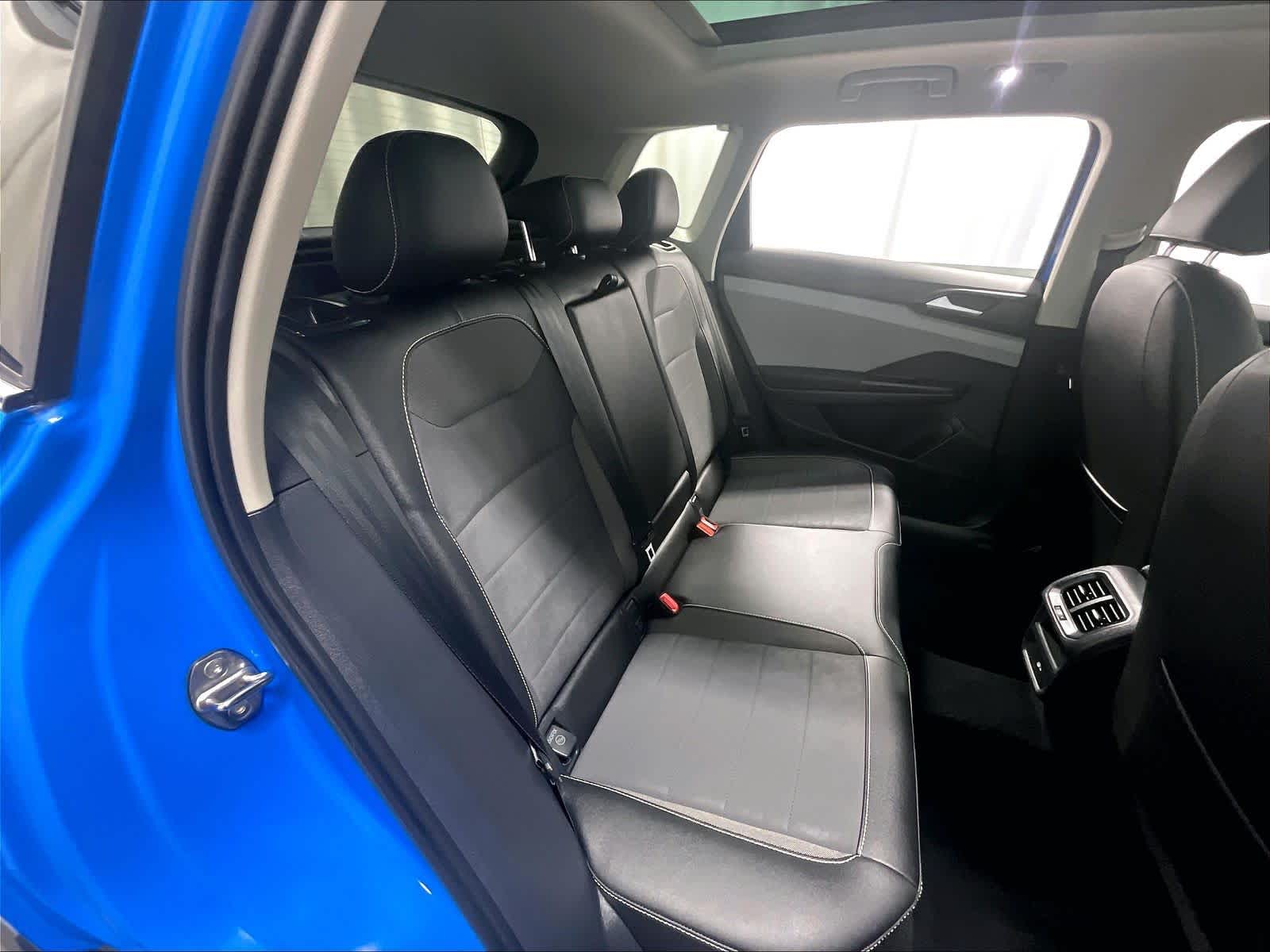 2022 Volkswagen Taos SE - Photo 16