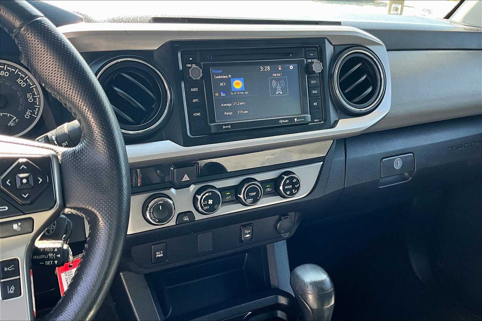 2018 Toyota Tacoma SR5 - Photo 18