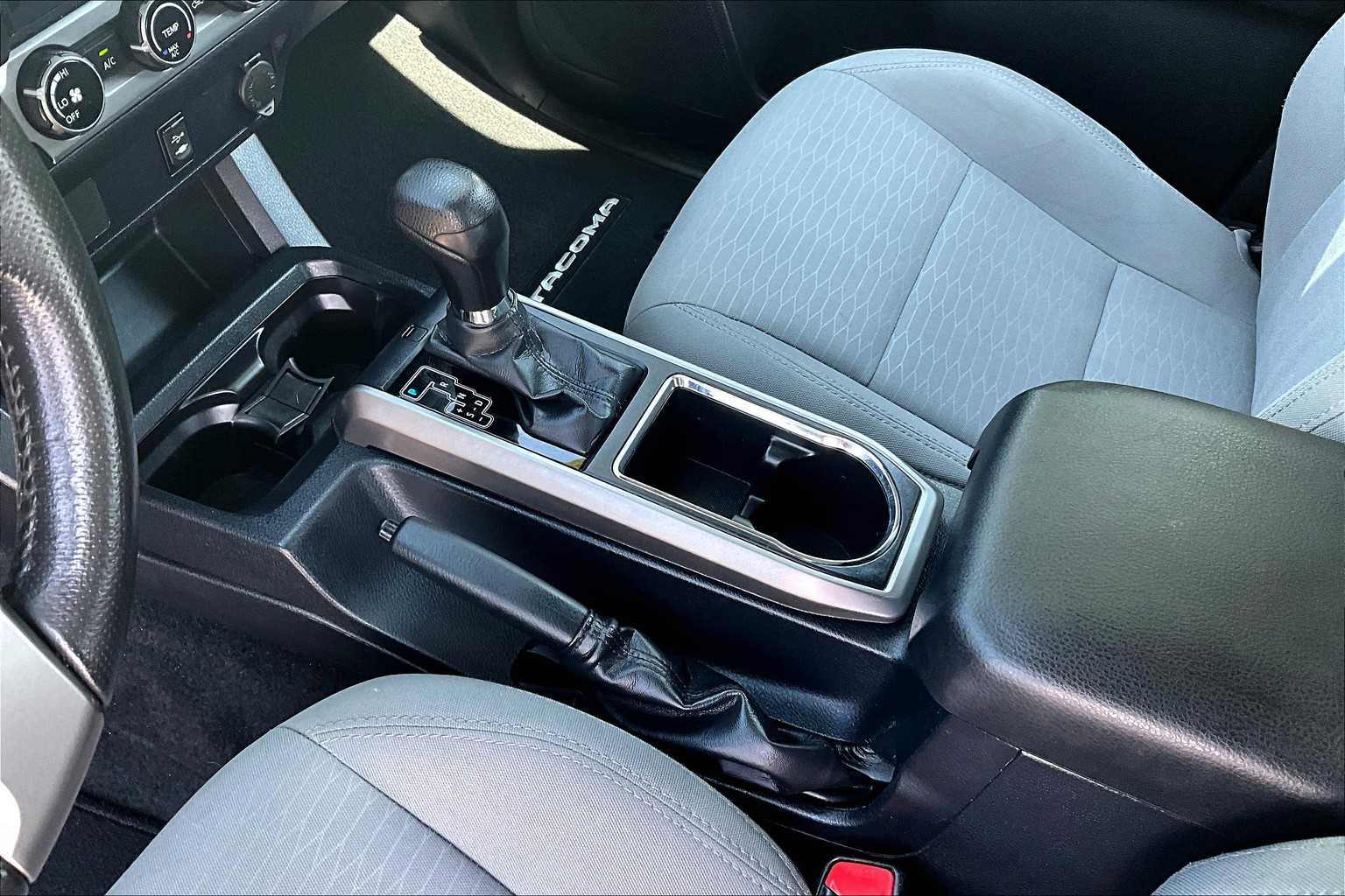 2018 Toyota Tacoma SR5 - Photo 20