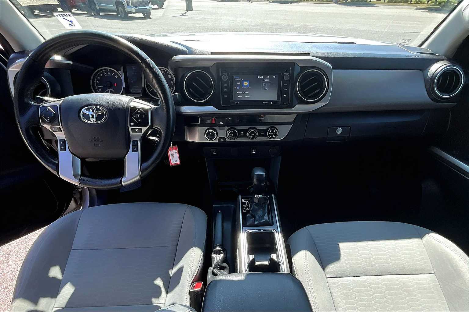 2018 Toyota Tacoma SR5 - Photo 21