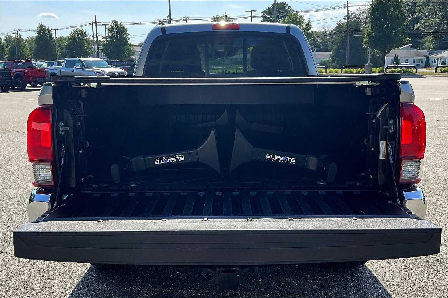 2018 Toyota Tacoma SR5 - Photo 32