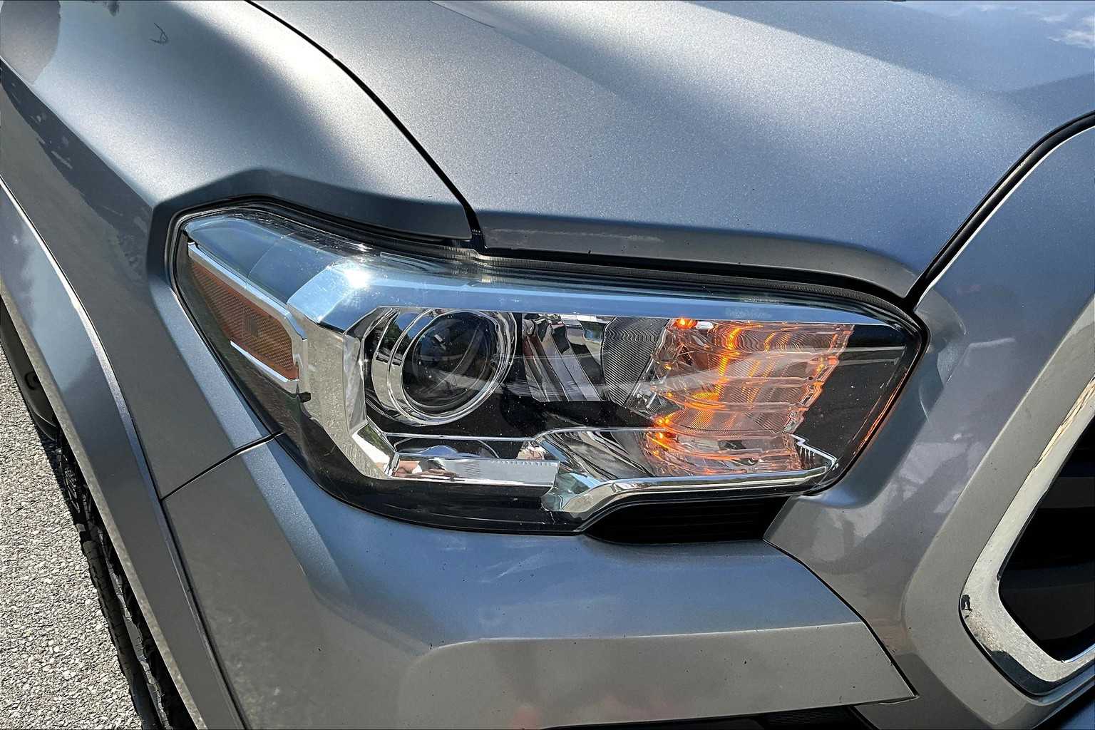 2018 Toyota Tacoma SR5 - Photo 34