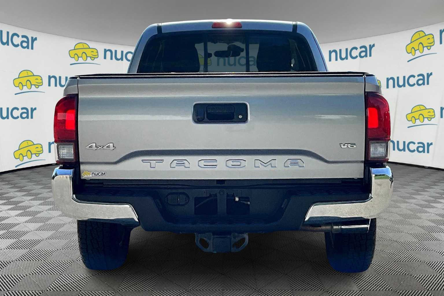 2018 Toyota Tacoma SR5 - Photo 5