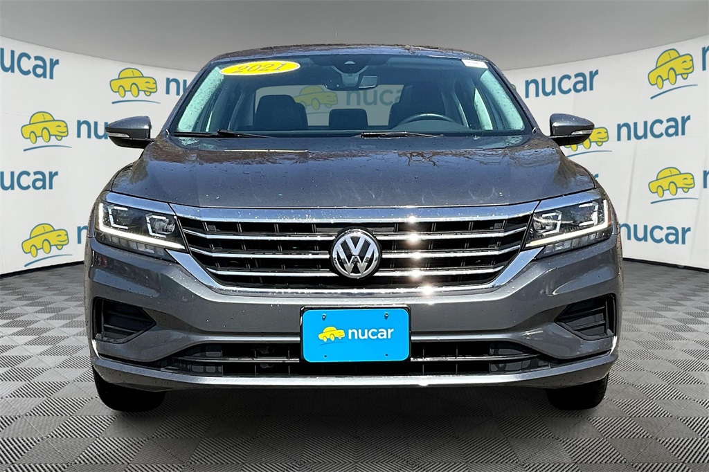 2021 Volkswagen Passat 2.0T SE - Photo 2