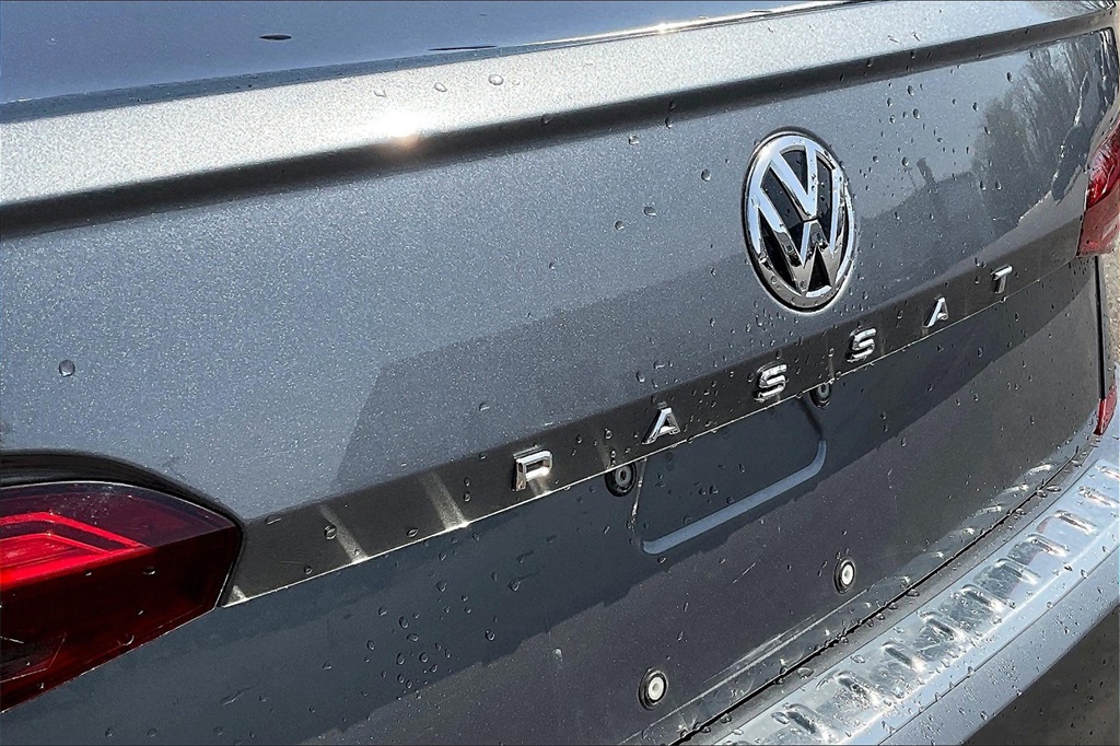 2021 Volkswagen Passat 2.0T SE - Photo 26