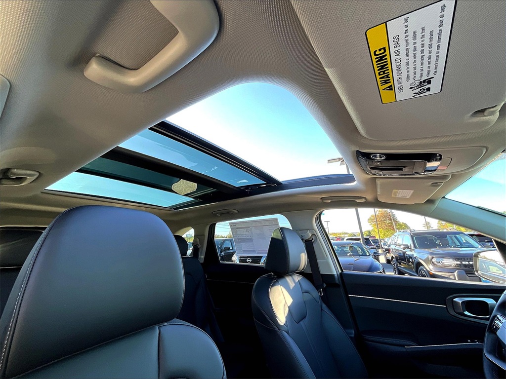 2026 Kia Sorento EX - Photo 18