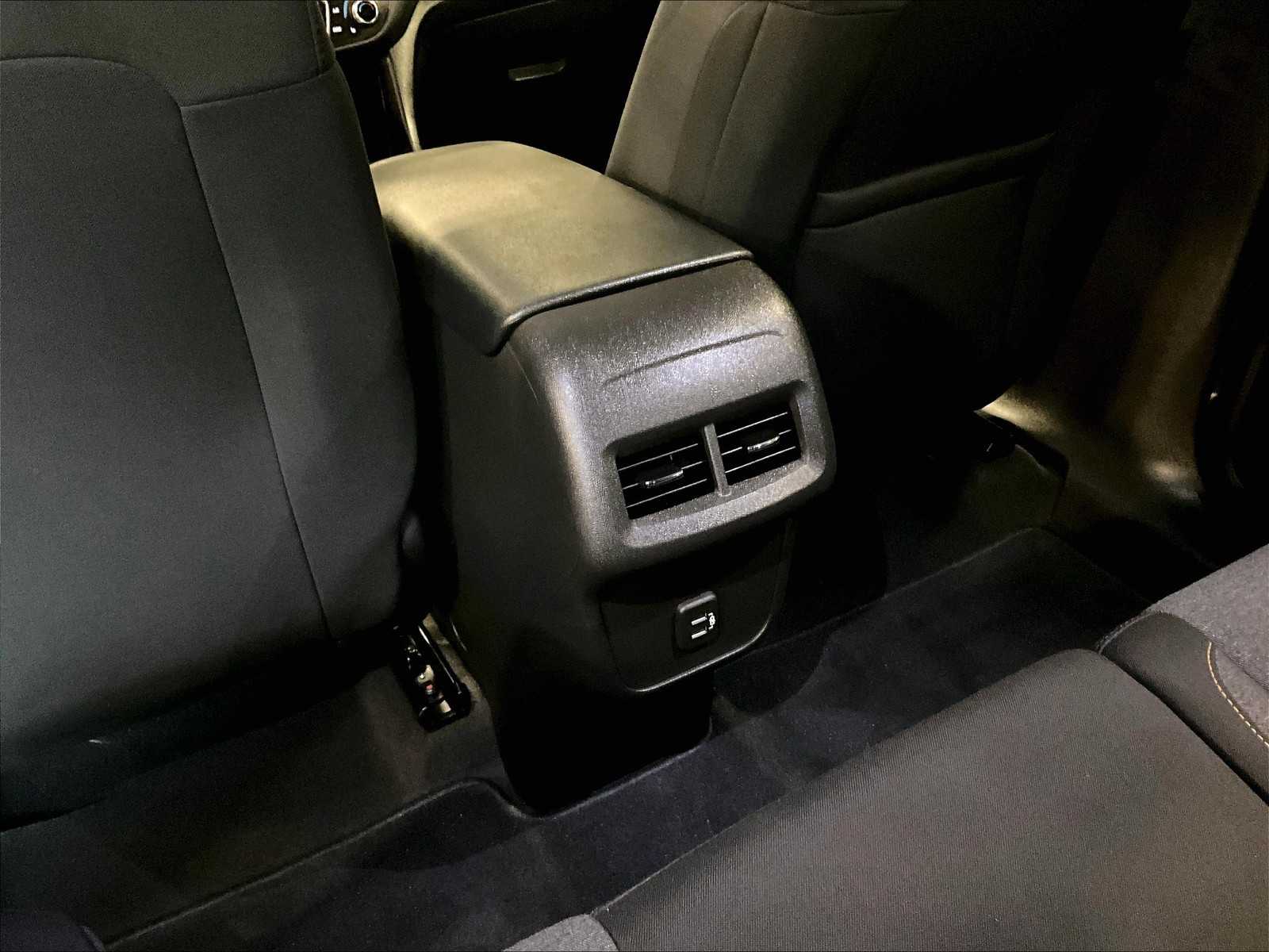 2022 Chevrolet Equinox LT - Photo 29
