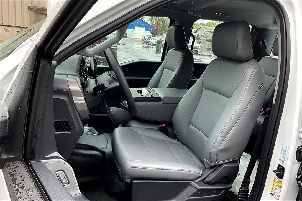 2025 Ford F-150 XL - Photo 9