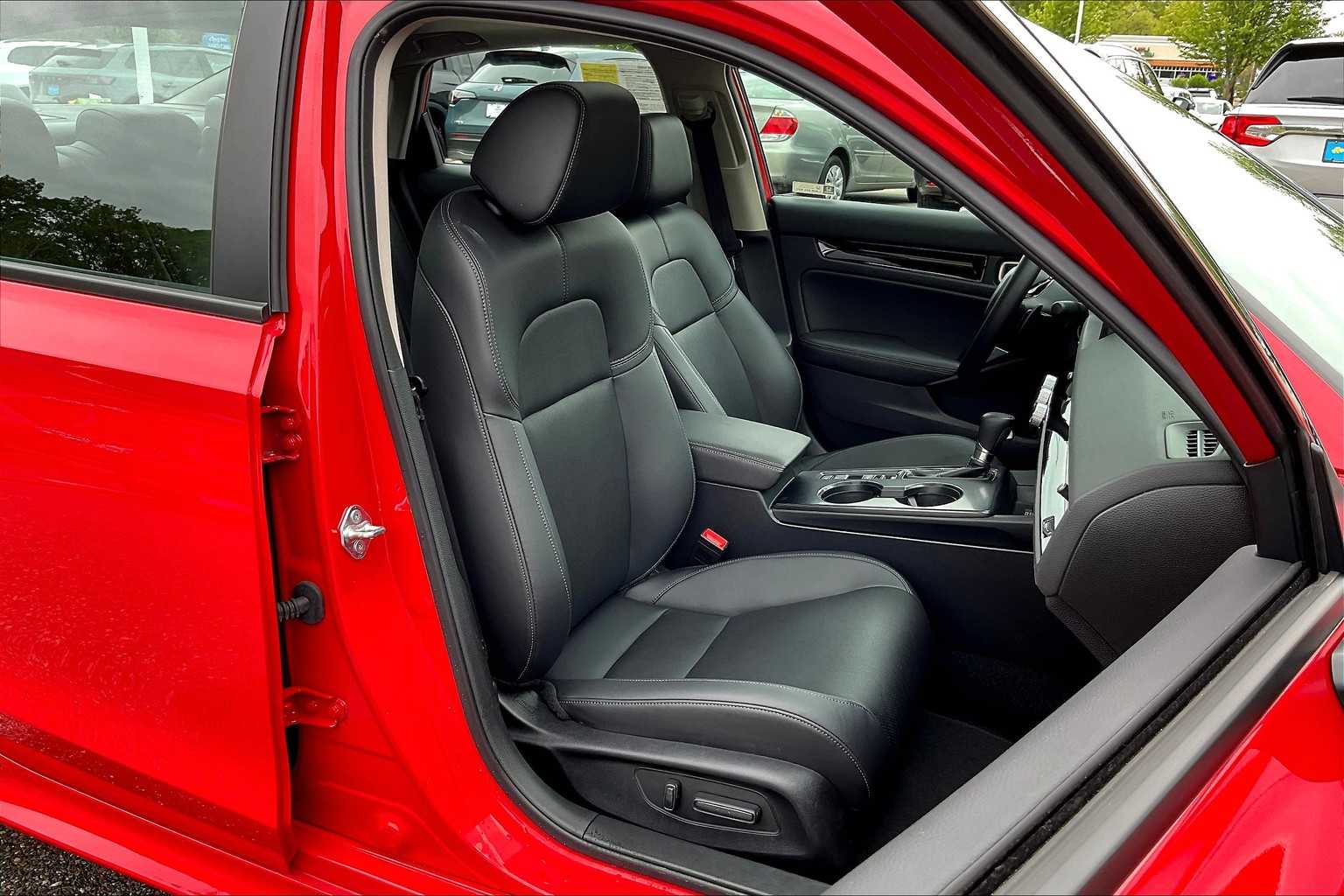 2024 Honda Civic Touring - Photo 11