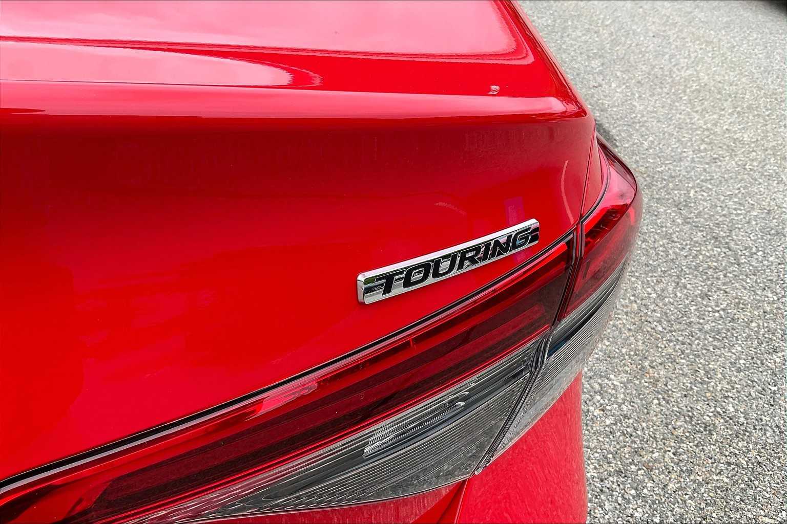 2024 Honda Civic Touring - Photo 28