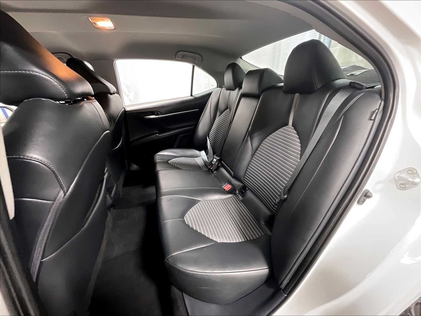 2023 Toyota Camry SE - Photo 15