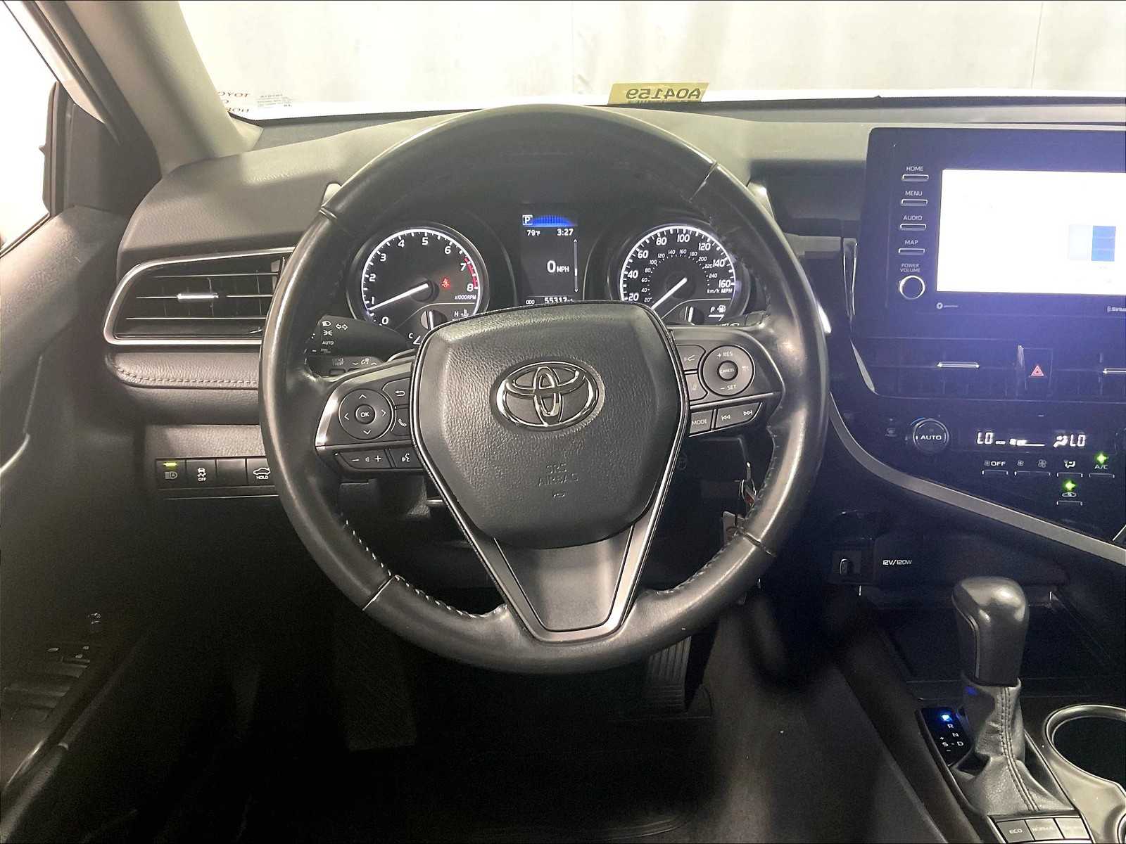 2023 Toyota Camry SE - Photo 17