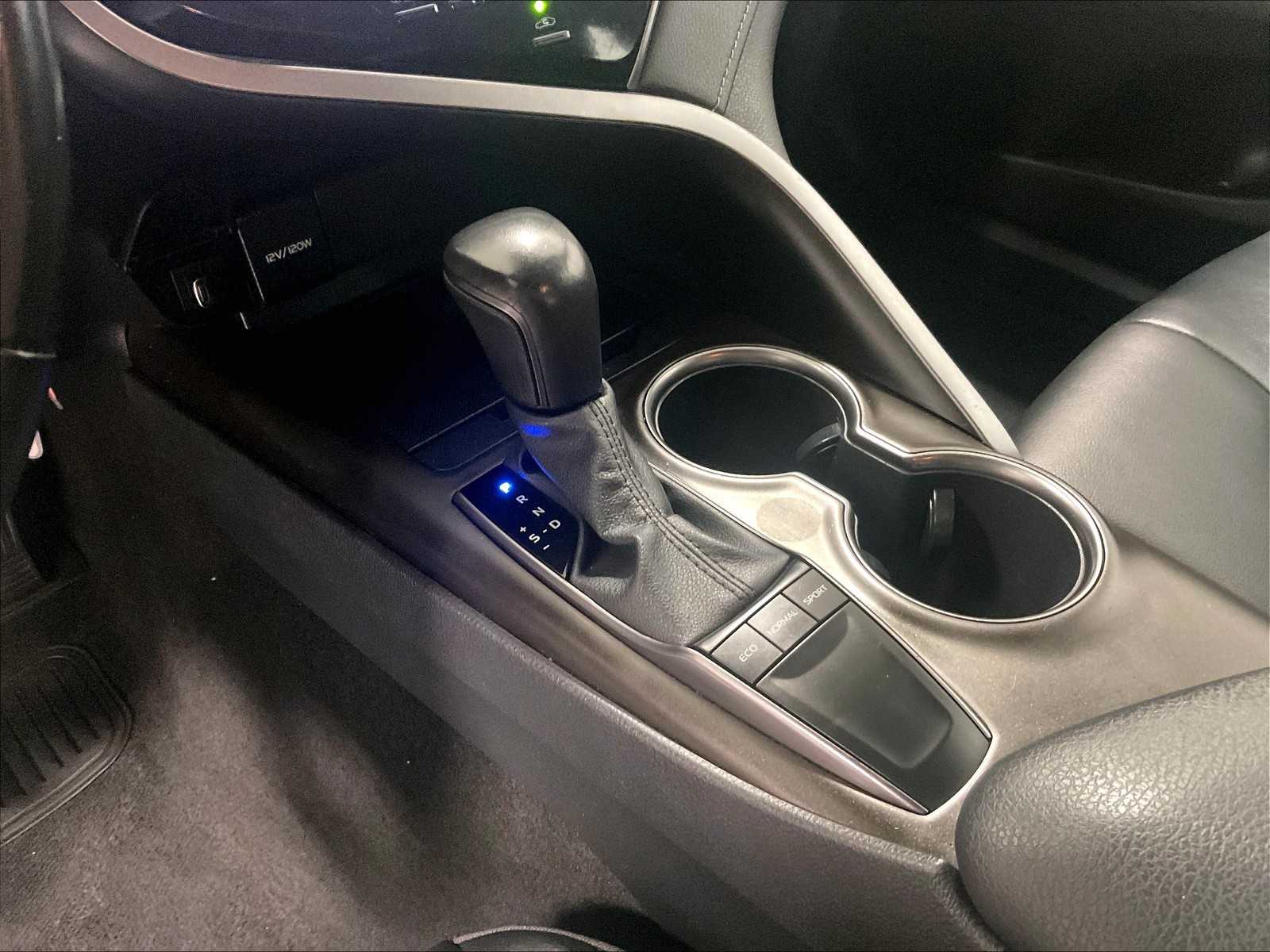 2023 Toyota Camry SE - Photo 20