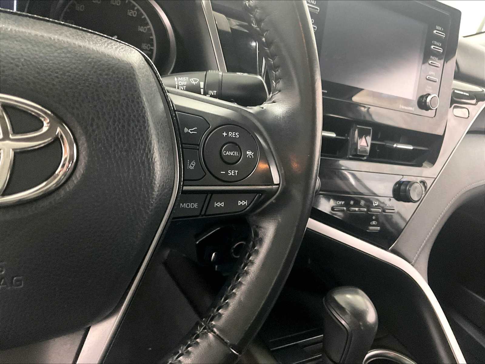 2023 Toyota Camry SE - Photo 23