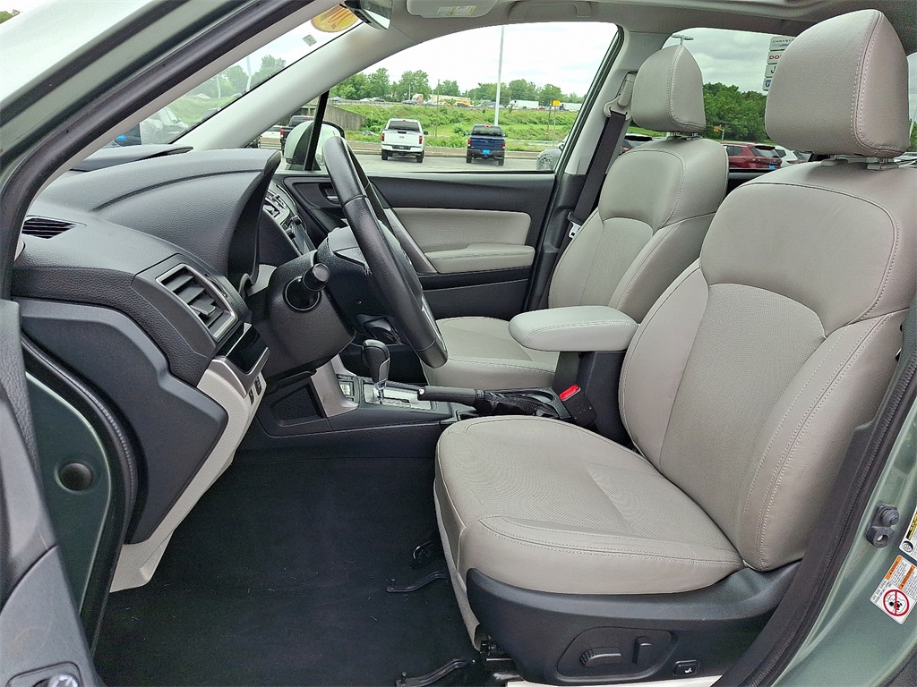 2018 Subaru Forester 2.5i Limited - Photo 14