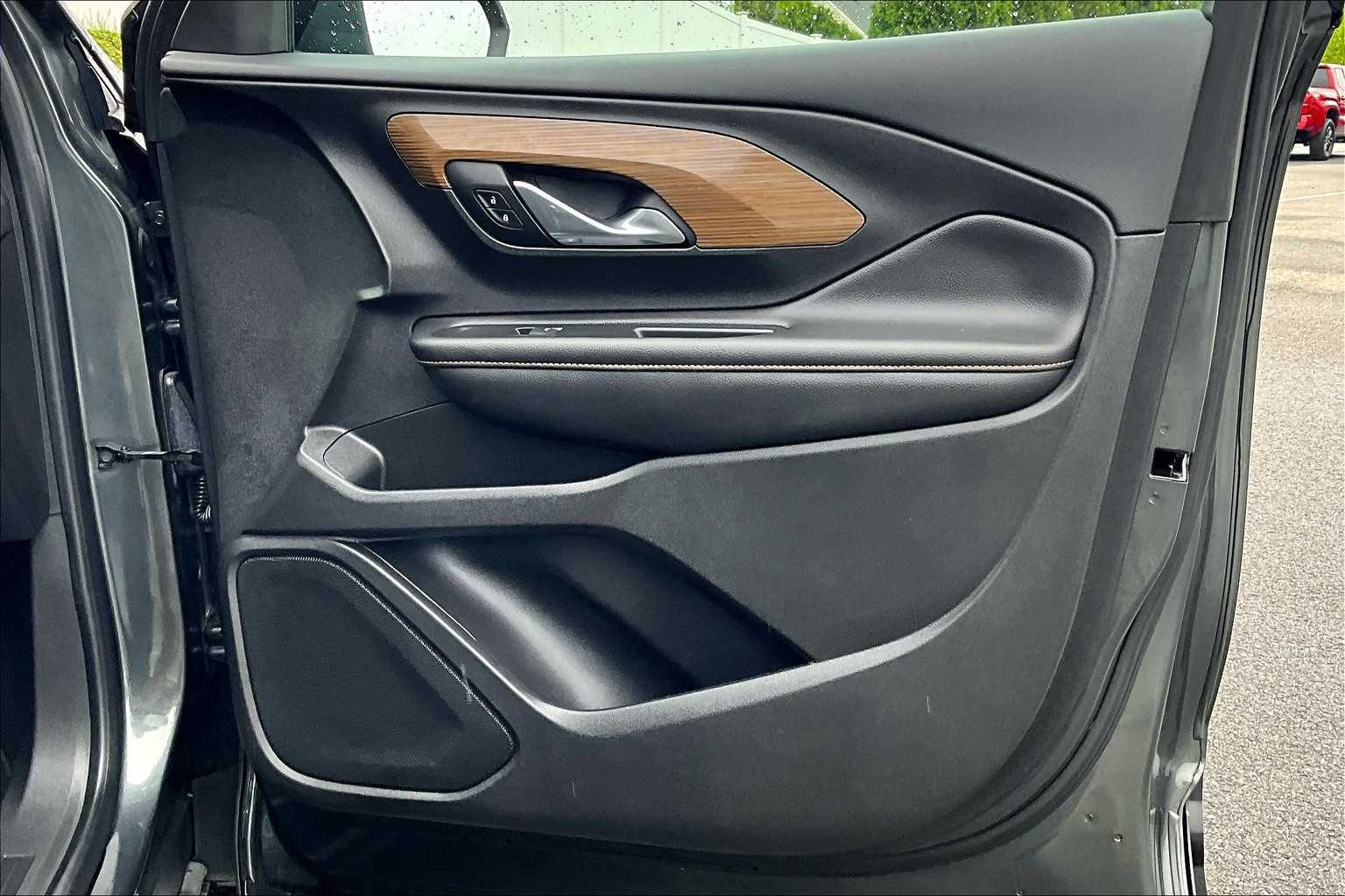 2020 GMC Terrain SLE - Photo 12