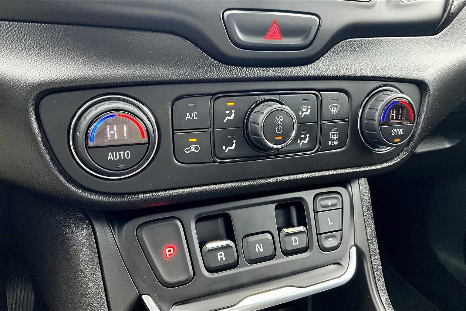 2020 GMC Terrain SLE - Photo 26