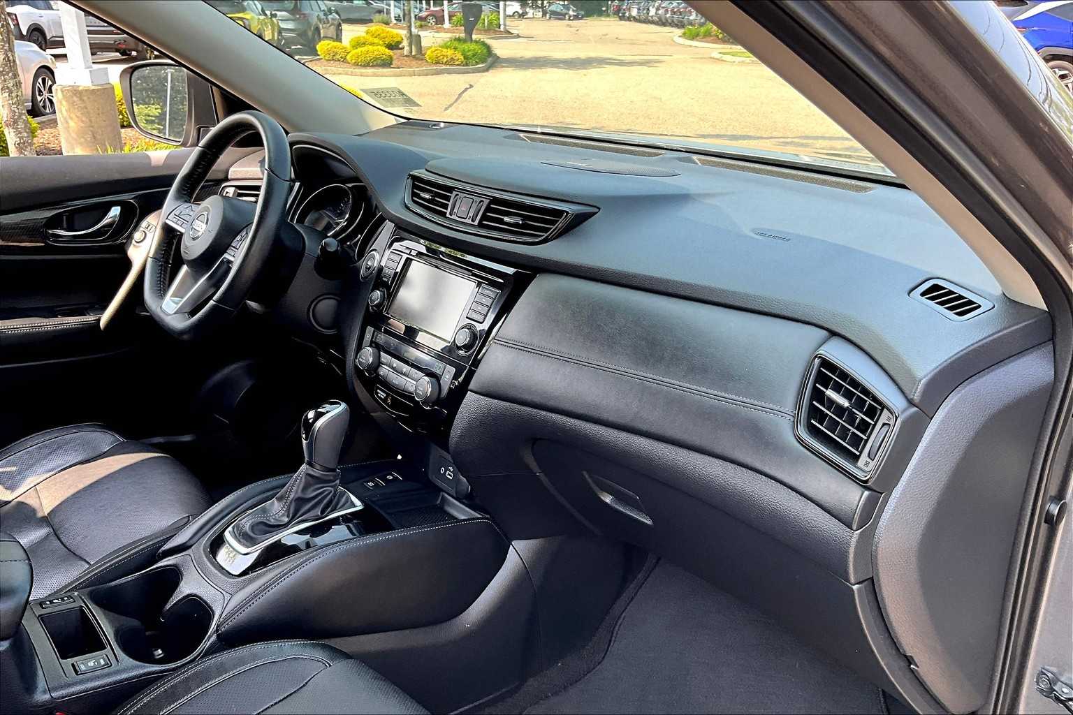 2019 Nissan Rogue SL - Photo 17