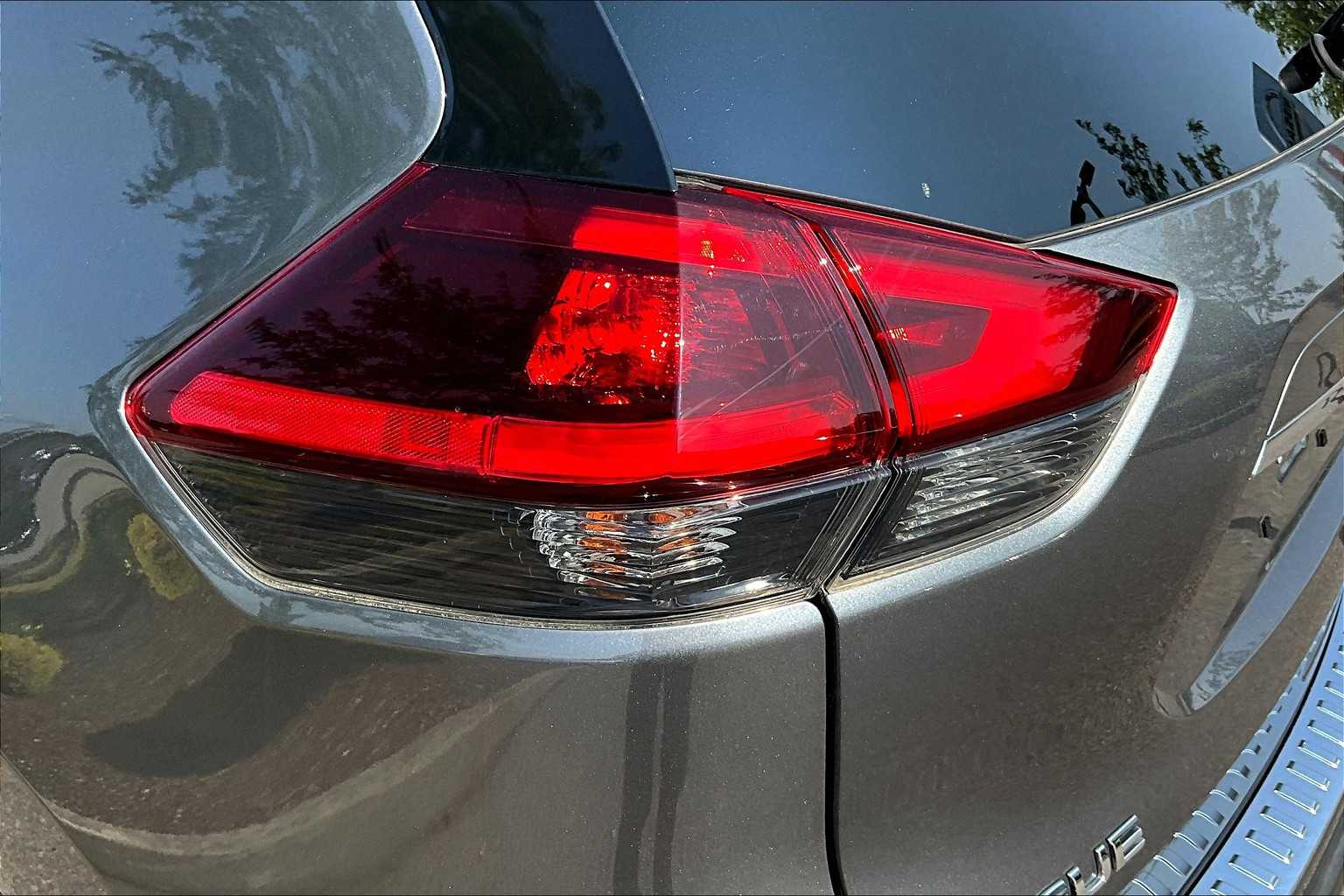 2019 Nissan Rogue SL - Photo 35