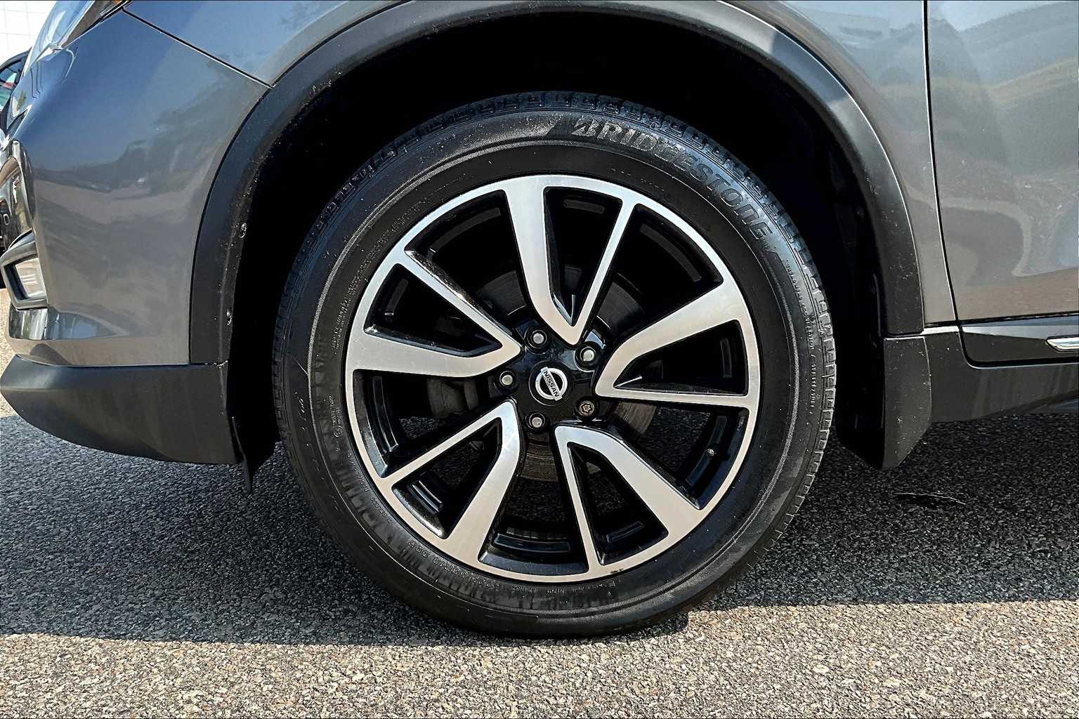 2019 Nissan Rogue SL - Photo 10