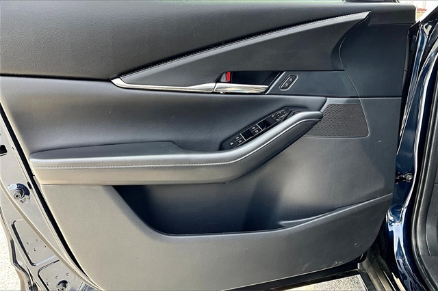 2025 Mazda CX-30 2.5 S Preferred Package - Photo 9
