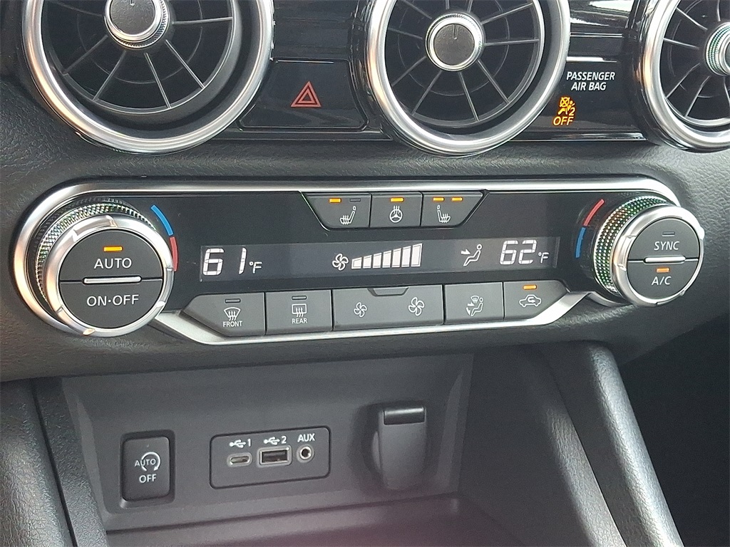 2025 Nissan Sentra SV - Photo 11