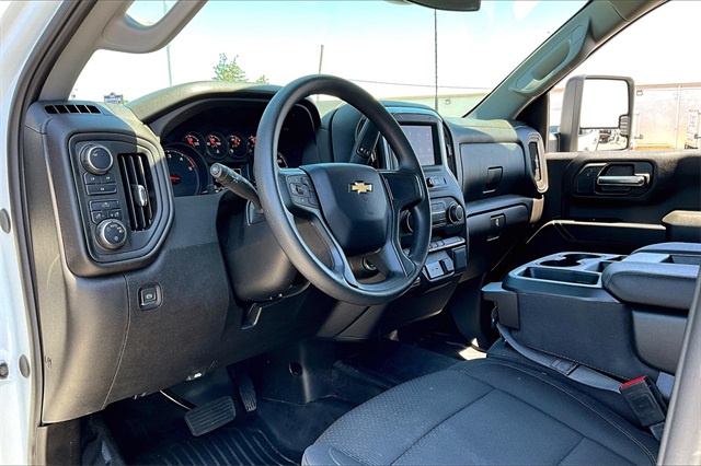 2025 Chevrolet Silverado 3500HD Work Truck - Photo 8
