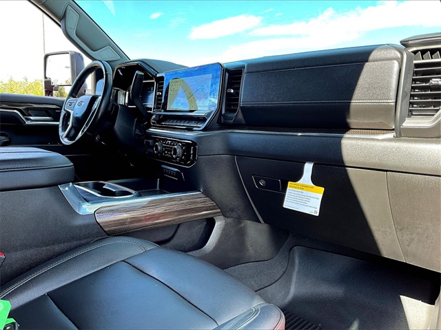 2024 Chevrolet Silverado 2500HD LT - Photo 13