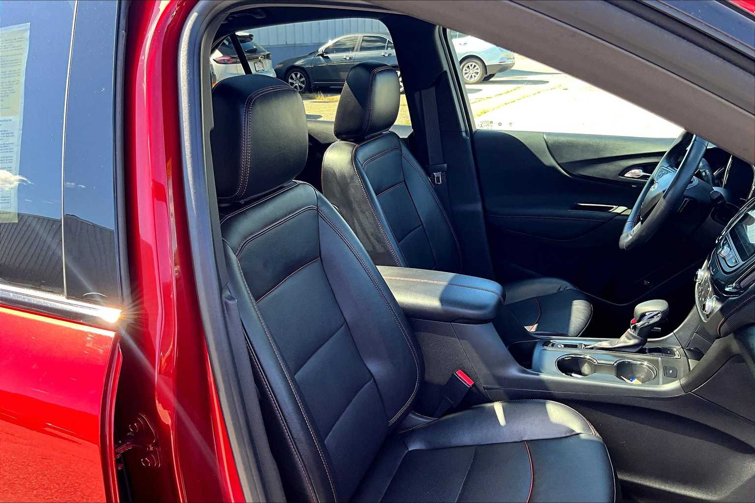 2022 Chevrolet Equinox RS - Photo 11