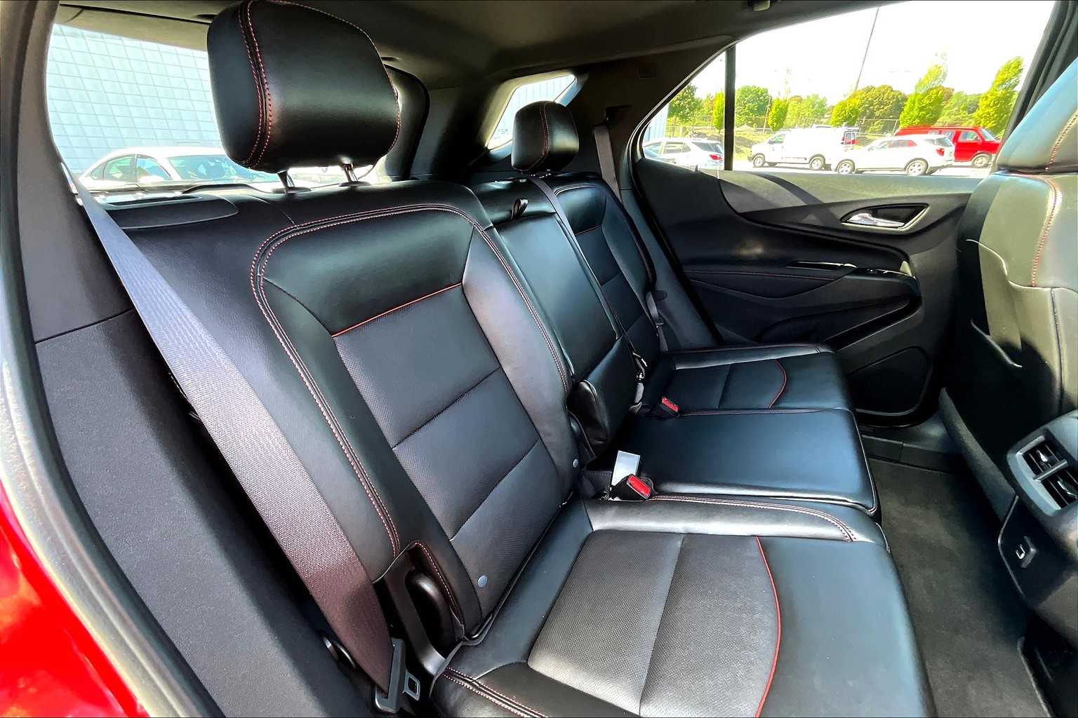2022 Chevrolet Equinox RS - Photo 16