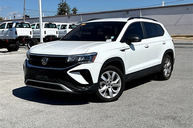 2023 Volkswagen Taos 1.5T S - Photo 2