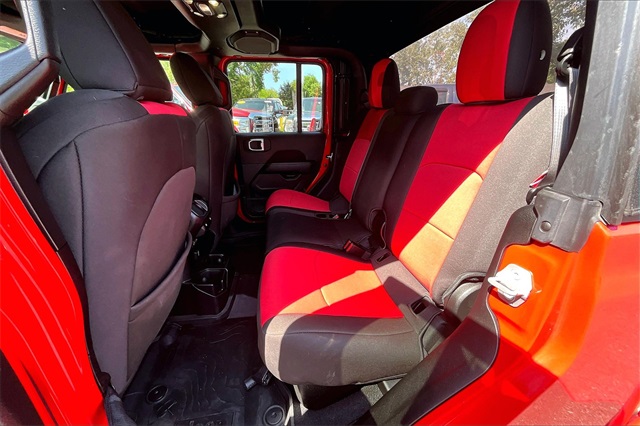 2021 Jeep Gladiator Overland - Photo 21