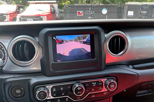 2021 Jeep Gladiator Overland - Photo 26