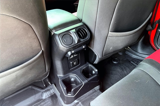 2021 Jeep Gladiator Overland - Photo 28