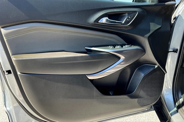 2025 Chevrolet Trax ACTIV - Photo 9