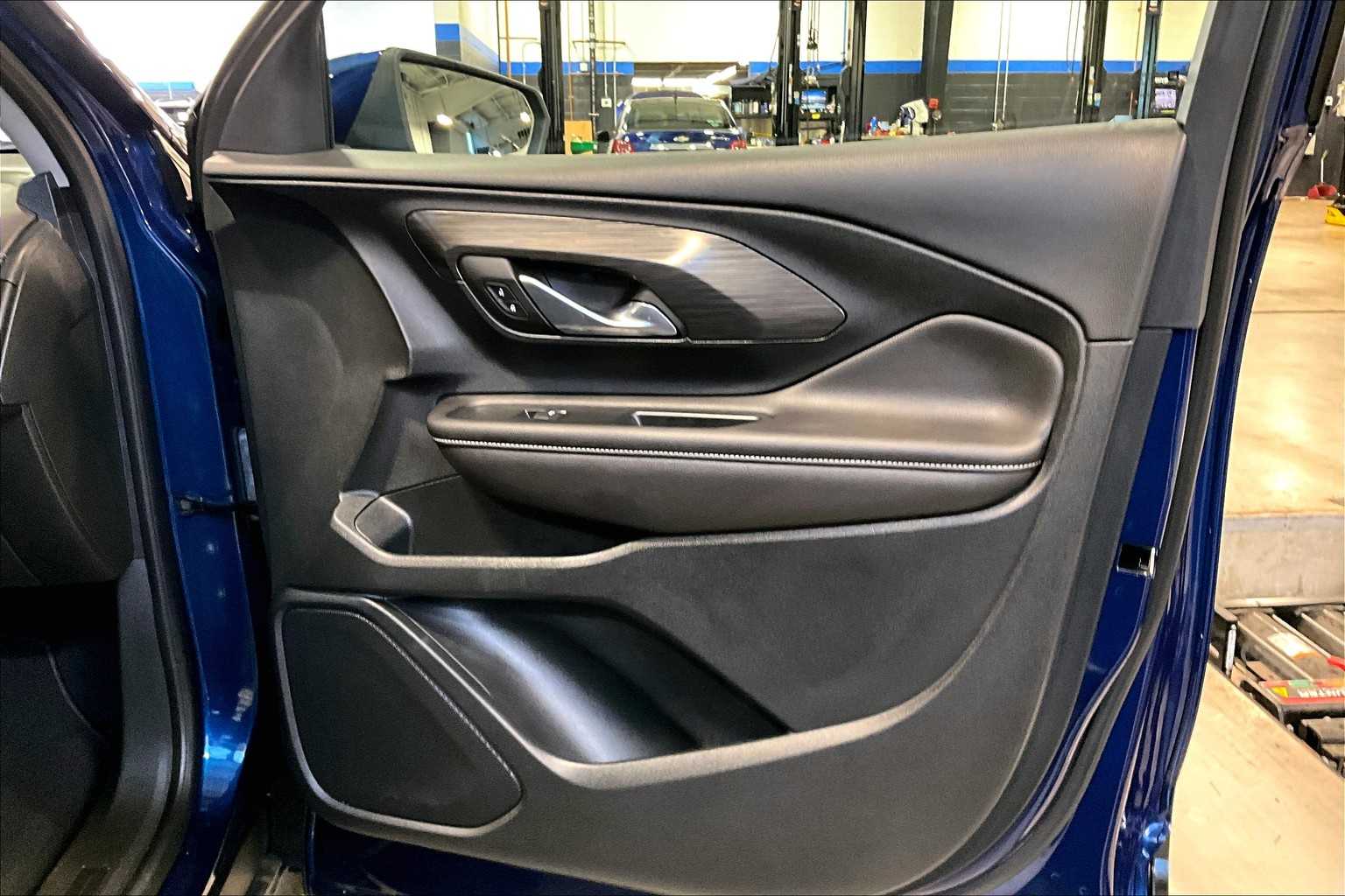 2022 GMC Terrain SLT - Photo 12