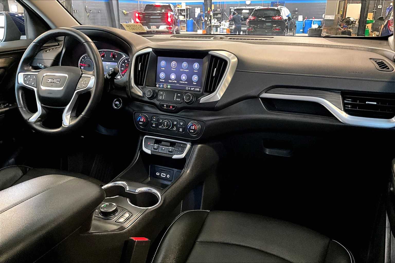 2022 GMC Terrain SLT - Photo 14