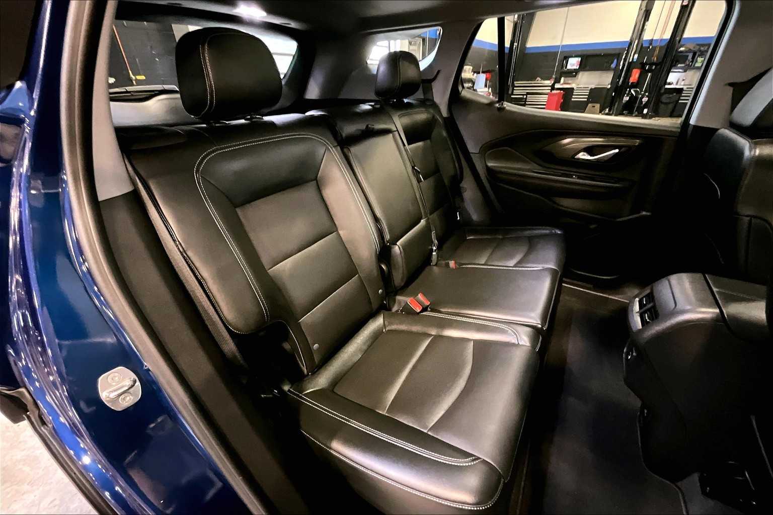 2022 GMC Terrain SLT - Photo 16