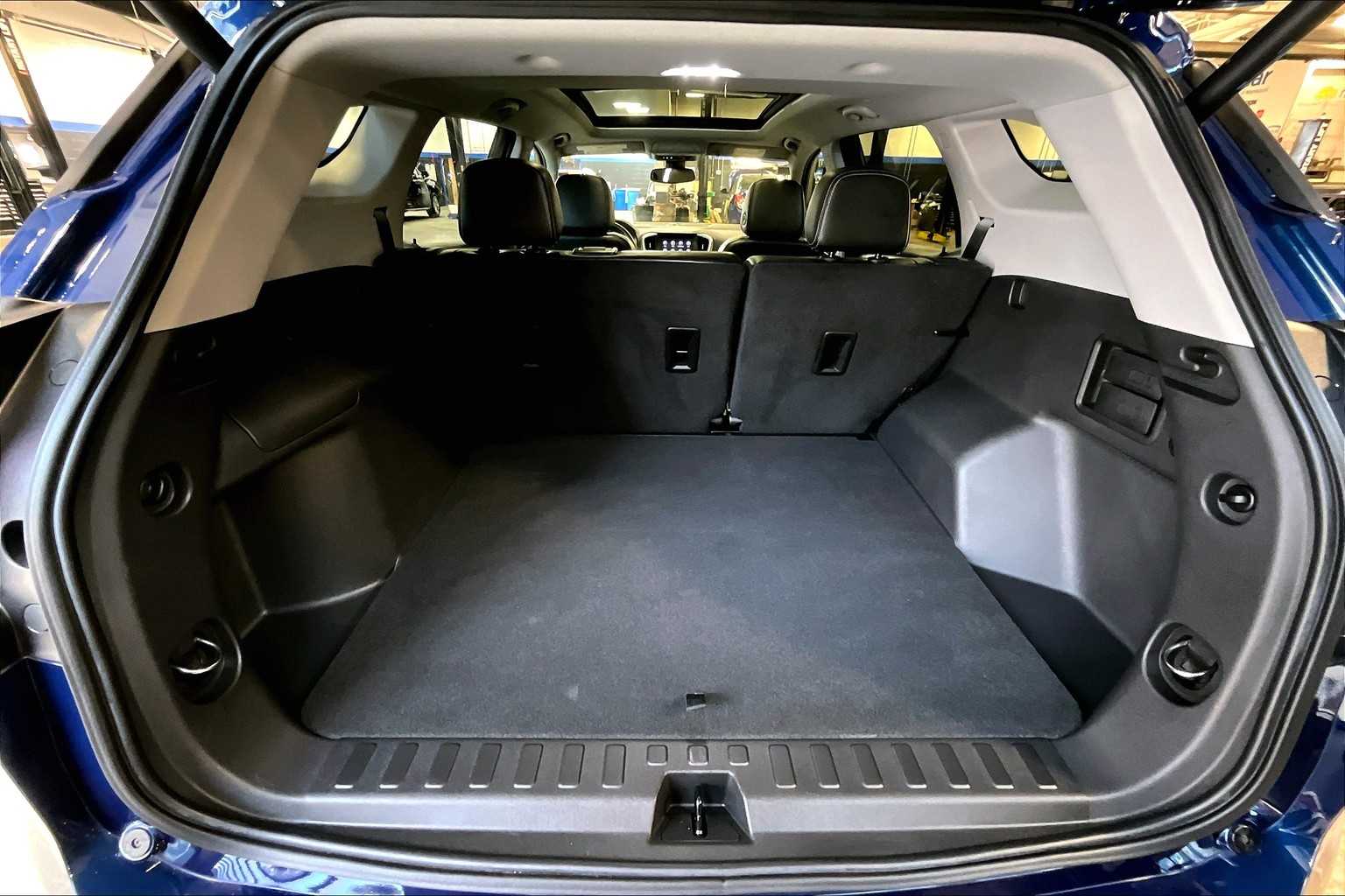 2022 GMC Terrain SLT - Photo 17