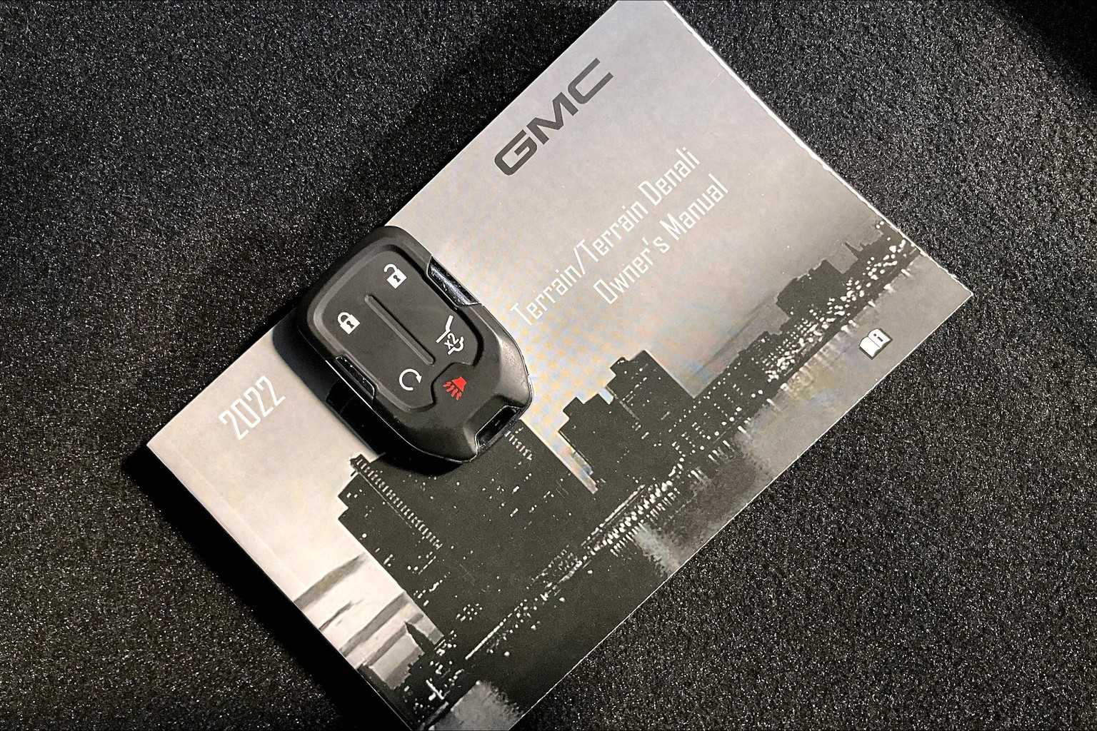 2022 GMC Terrain SLT - Photo 32