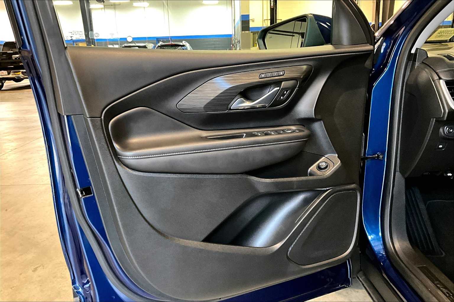 2022 GMC Terrain SLT - Photo 9