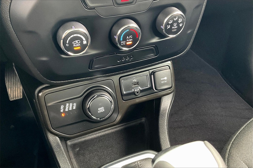 2020 Jeep Renegade Sport - Photo 23