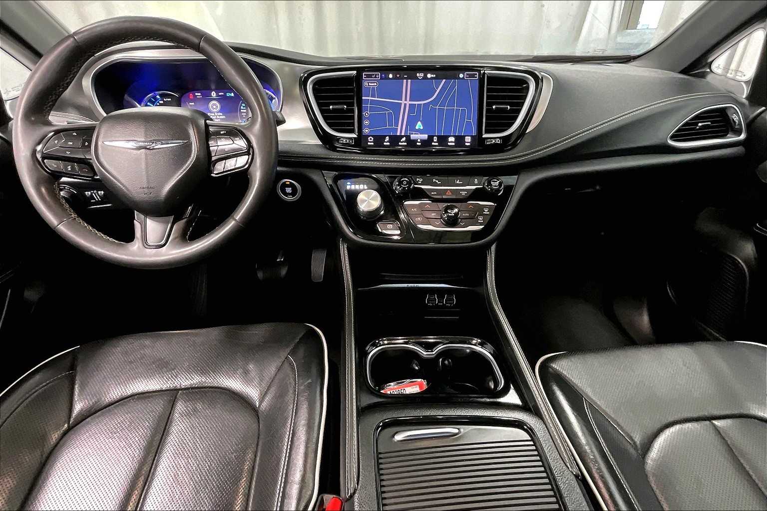 2022 Chrysler Pacifica Hybrid Limited - Photo 22